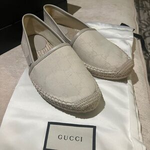 Gucci shoes